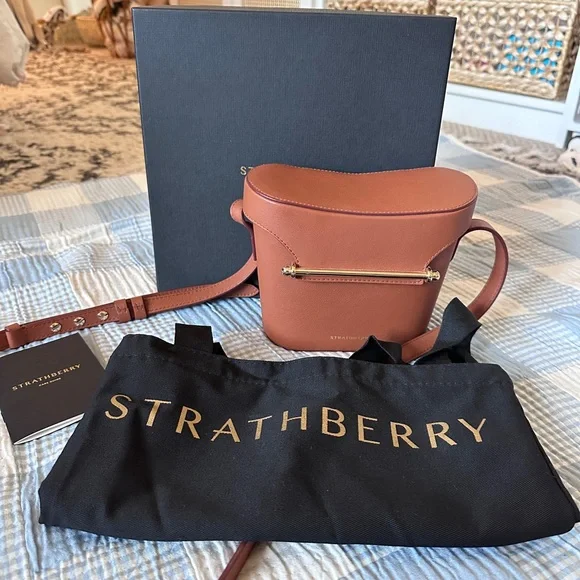 Strathberry Safari bag in Chestnut - Picture 5 of 6